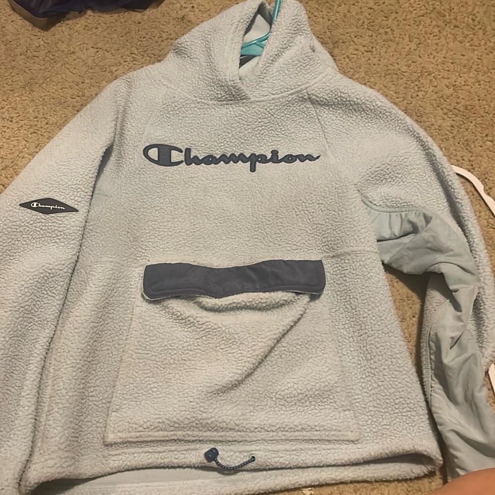 Comfy blue Champion Hoodie size small. Worn only 3 times. Original price $40